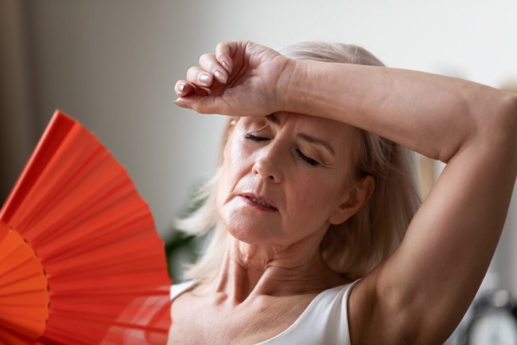 Menopauza Nagłe uderzenia gorąca
